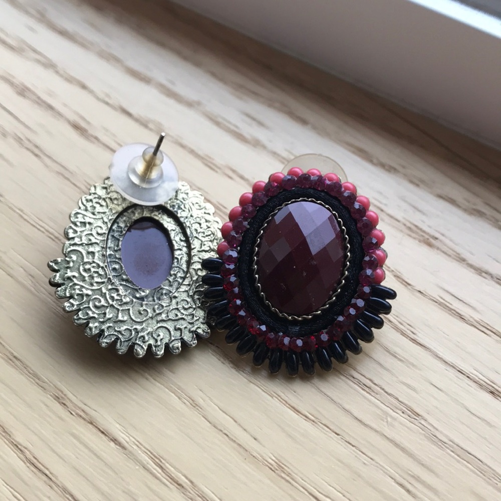 Earring - Picture 3 of 4